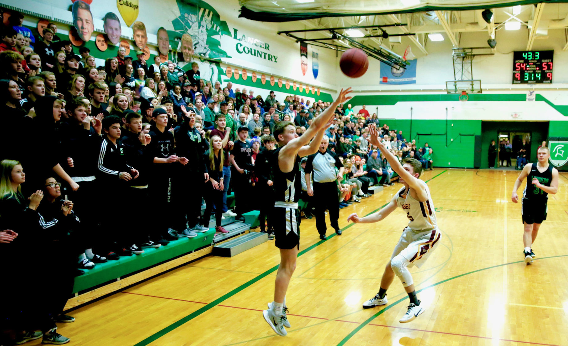 Section 1AA boys basketball...Dover-Eyota upsets LaCrescent-Hokah in overtime thriller